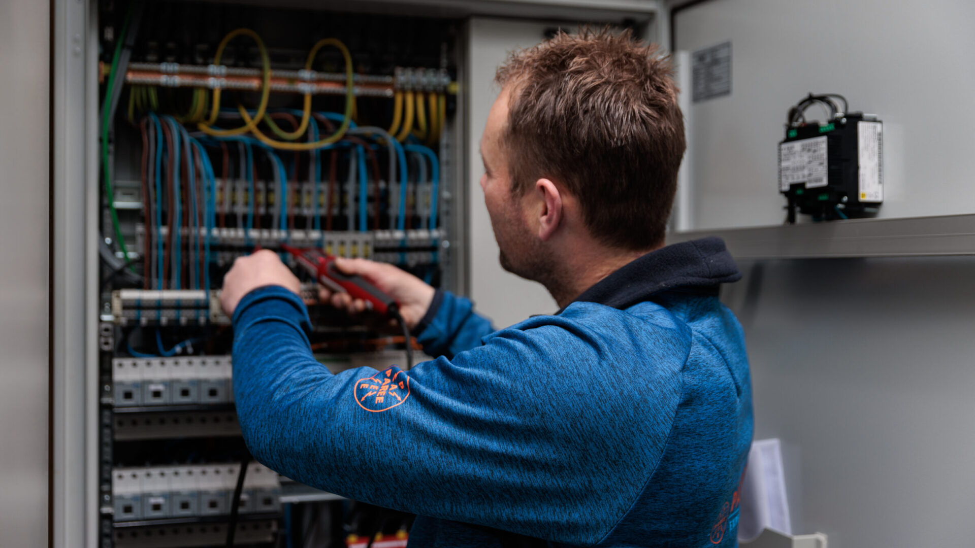 Werken in de elektrotechniek